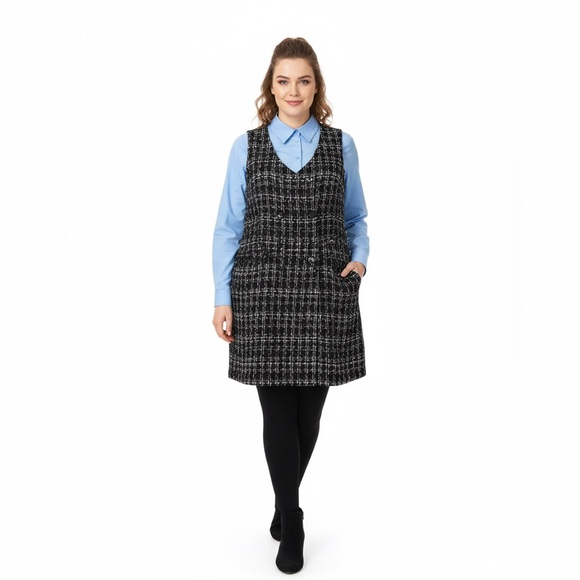 Classic Black and White Cool Weather Knitted Dress - Picture 9 of 9